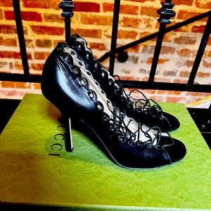 Jimmy Choo Lace Up Sandals | Size 41